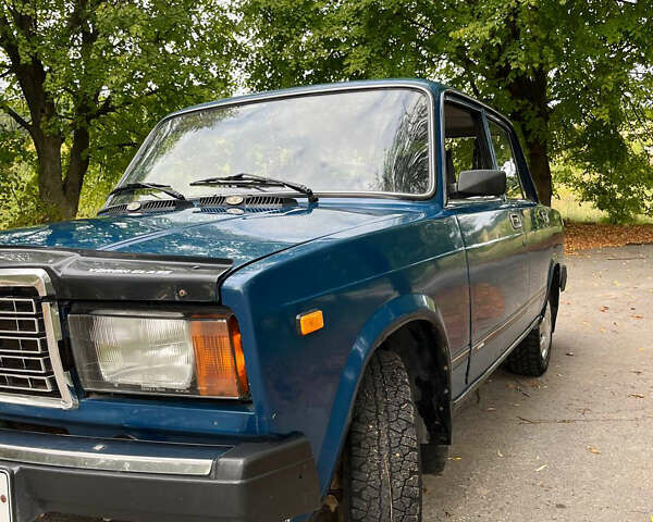 Синій ВАЗ 2107, об'ємом двигуна 1.5 л та пробігом 138 тис. км за 1100 $, фото 1 на Automoto.ua