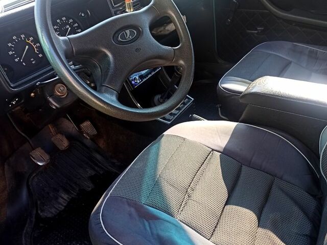 Синий ВАЗ 2107, объемом двигателя 1.5 л и пробегом 0 тыс. км за 1500 $, фото 2 на Automoto.ua