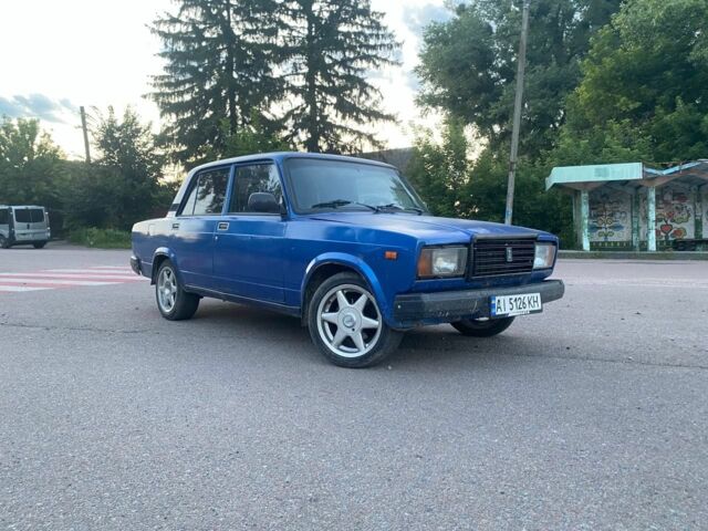 Синий ВАЗ 2107, объемом двигателя 2 л и пробегом 80 тыс. км за 800 $, фото 6 на Automoto.ua