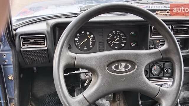 Синий ВАЗ 2107, объемом двигателя 1.5 л и пробегом 122 тыс. км за 1250 $, фото 5 на Automoto.ua