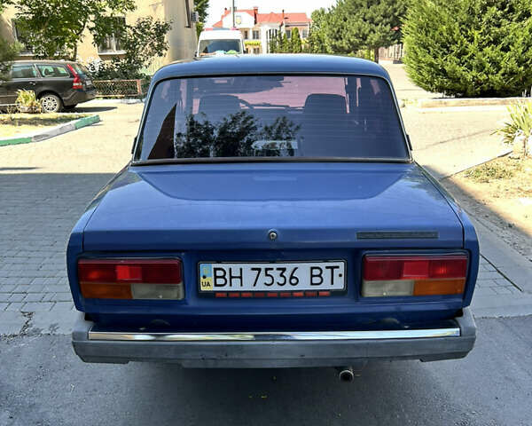 Синий ВАЗ 2107, объемом двигателя 1.45 л и пробегом 108 тыс. км за 1200 $, фото 1 на Automoto.ua