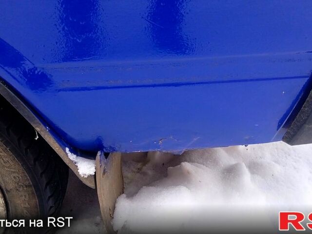 Синий ВАЗ 2107, объемом двигателя 1.5 л и пробегом 115 тыс. км за 650 $, фото 4 на Automoto.ua