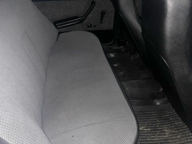 Синий ВАЗ 2107, объемом двигателя 1.5 л и пробегом 21 тыс. км за 1350 $, фото 4 на Automoto.ua