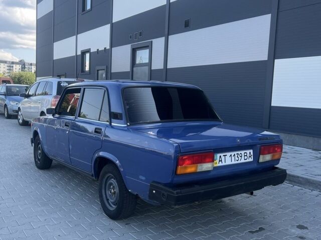 Синий ВАЗ 2107, объемом двигателя 1.5 л и пробегом 75 тыс. км за 1650 $, фото 4 на Automoto.ua