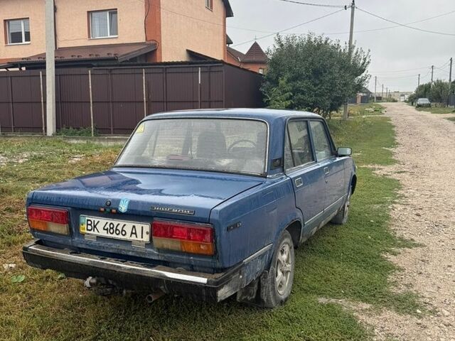 Синий ВАЗ 2107, объемом двигателя 1.5 л и пробегом 100 тыс. км за 300 $, фото 6 на Automoto.ua