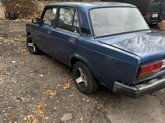 ВАЗ 2107 2005 в Краматорске на Automoto.ua Синий ВАЗ 2107, объемом двигателя 1.5 л и пробегом 3 тыс. км за 792 $, фото 3 на Automoto.ua