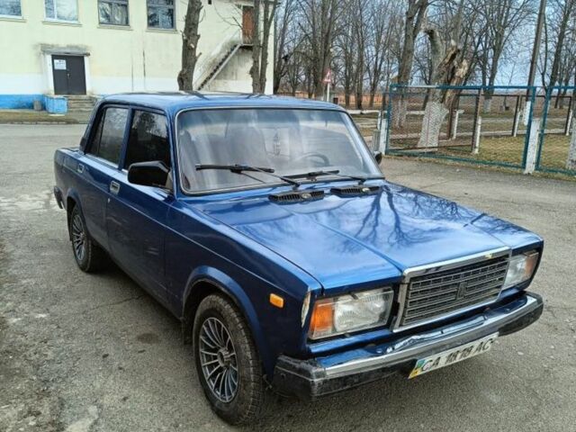 Синий ВАЗ 2107, объемом двигателя 0 л и пробегом 200 тыс. км за 834 $, фото 1 на Automoto.ua