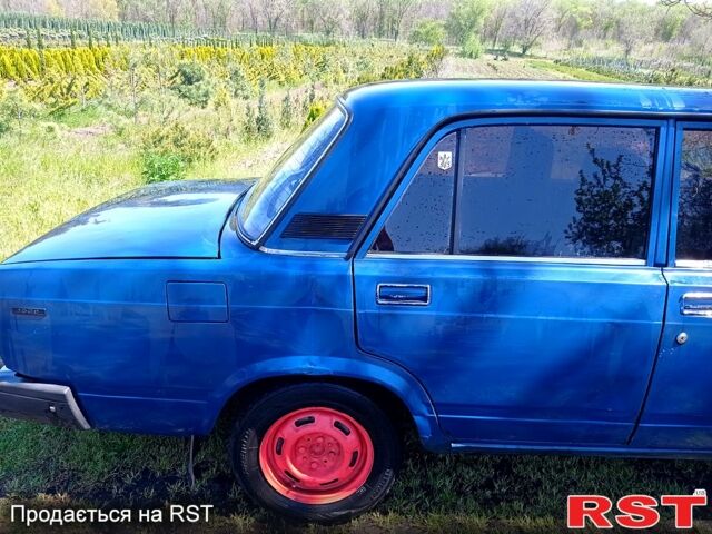 Синий ВАЗ 2107, объемом двигателя 1.3 л и пробегом 90 тыс. км за 1000 $, фото 2 на Automoto.ua