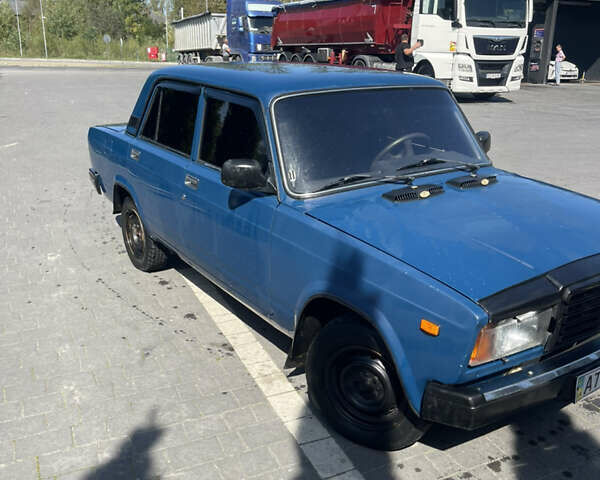 Синий ВАЗ 2107, объемом двигателя 1.5 л и пробегом 78 тыс. км за 1050 $, фото 6 на Automoto.ua