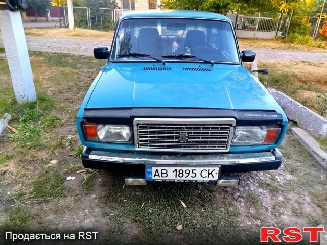 Синий ВАЗ 2107, объемом двигателя 1.5 л и пробегом 98 тыс. км за 1350 $, фото 2 на Automoto.ua