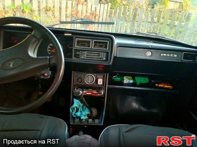 Синий ВАЗ 2107, объемом двигателя 1.5 л и пробегом 0 тыс. км за 800 $, фото 4 на Automoto.ua