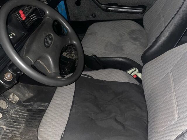 Синий ВАЗ 2107, объемом двигателя 1.5 л и пробегом 21 тыс. км за 1350 $, фото 3 на Automoto.ua