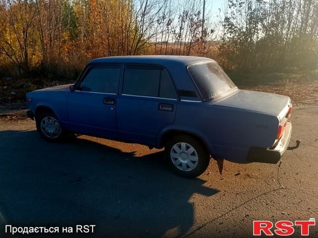 Синій ВАЗ 2107, об'ємом двигуна 1.5 л та пробігом 161 тис. км за 1000 $, фото 5 на Automoto.ua