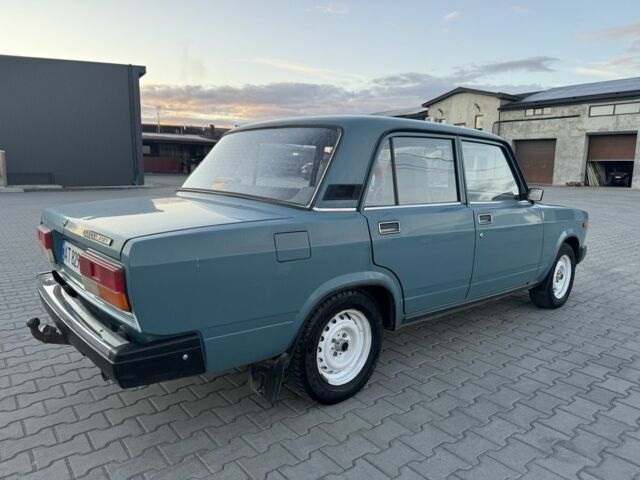 ВАЗ 2107 2005 у Калуше на Automoto.ua Синій ВАЗ 2107, об'ємом двигуна 1.5 л та пробігом 114 тис. км за 1100 $, фото 4 на Automoto.ua