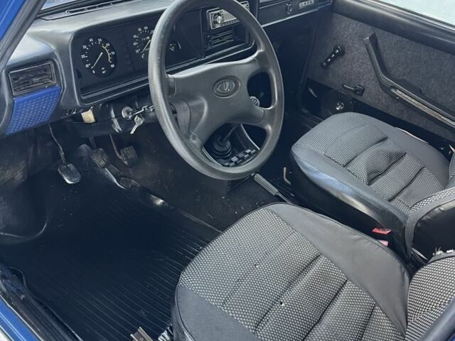 Синій ВАЗ 2107, об'ємом двигуна 1.5 л та пробігом 130 тис. км за 1100 $, фото 5 на Automoto.ua