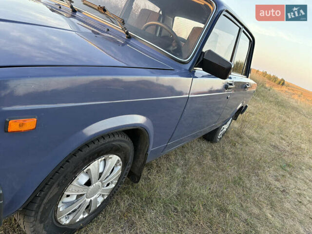 Синий ВАЗ 2107, объемом двигателя 1.5 л и пробегом 112 тыс. км за 1210 $, фото 5 на Automoto.ua