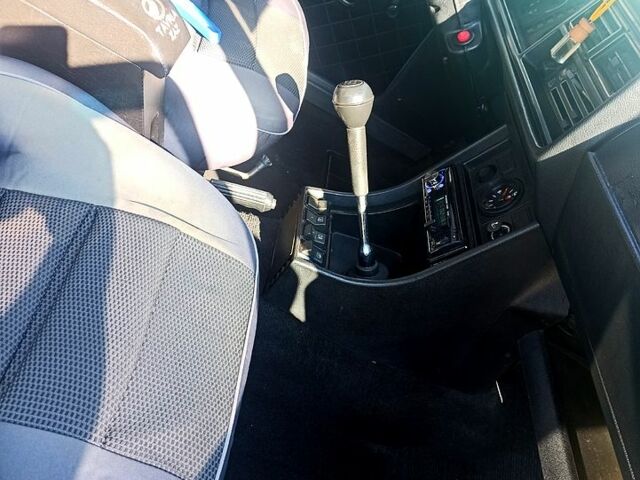 Синий ВАЗ 2107, объемом двигателя 1.5 л и пробегом 0 тыс. км за 1500 $, фото 4 на Automoto.ua