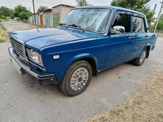 Синий ВАЗ 2107, объемом двигателя 1.5 л и пробегом 190 тыс. км за 1201 $, фото 5 на Automoto.ua