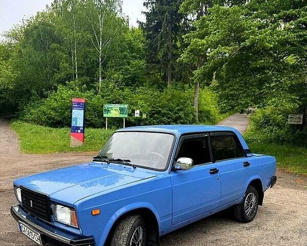 Синий ВАЗ 2107, объемом двигателя 1.5 л и пробегом 120 тыс. км за 1499 $, фото 2 на Automoto.ua