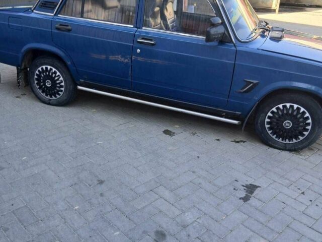 Синій ВАЗ 2107, об'ємом двигуна 1.5 л та пробігом 1 тис. км за 1350 $, фото 5 на Automoto.ua