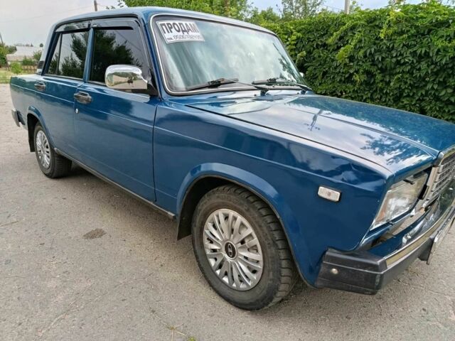 Синий ВАЗ 2107, объемом двигателя 1.5 л и пробегом 190 тыс. км за 1201 $, фото 17 на Automoto.ua