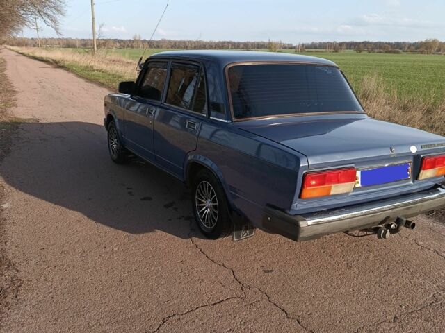 Синий ВАЗ 2107, объемом двигателя 1.5 л и пробегом 126 тыс. км за 1900 $, фото 6 на Automoto.ua