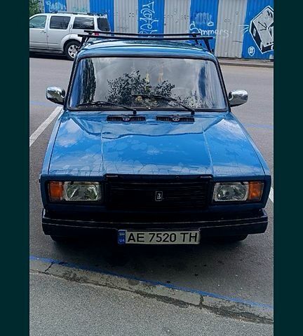 Синий ВАЗ 2107, объемом двигателя 1.5 л и пробегом 0 тыс. км за 1100 $, фото 5 на Automoto.ua