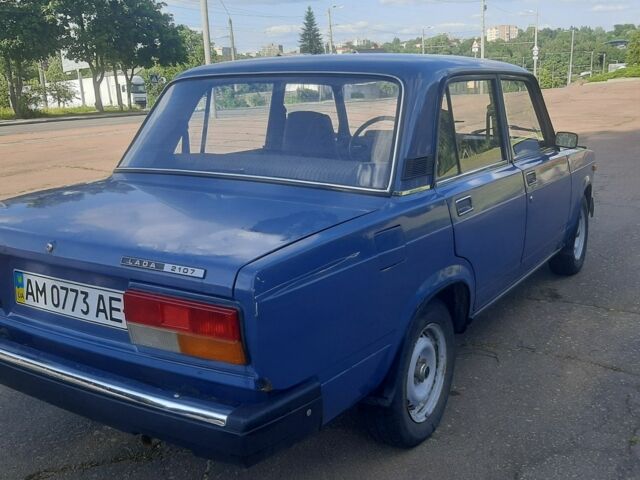Синий ВАЗ 2107, объемом двигателя 1.5 л и пробегом 120 тыс. км за 1350 $, фото 2 на Automoto.ua