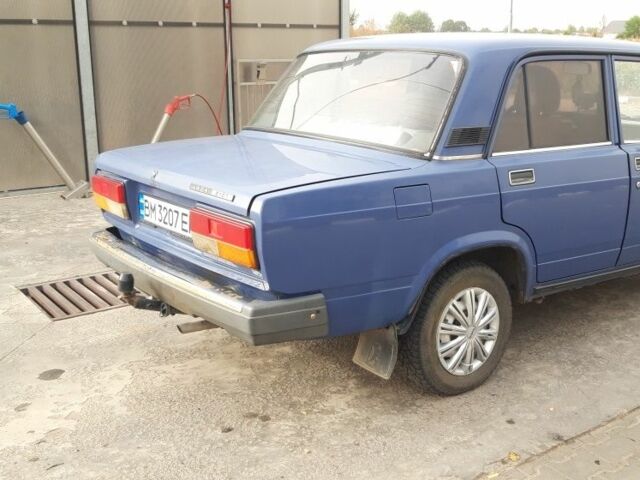 Синий ВАЗ 2107, объемом двигателя 1.5 л и пробегом 126 тыс. км за 1400 $, фото 3 на Automoto.ua