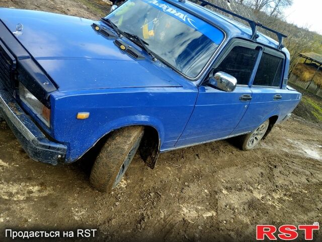 Синий ВАЗ 2107, объемом двигателя 1.5 л и пробегом 0 тыс. км за 850 $, фото 5 на Automoto.ua