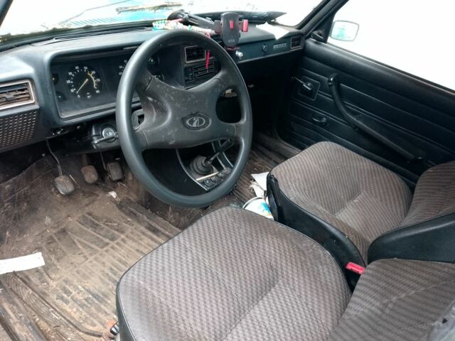 Синий ВАЗ 2107, объемом двигателя 1.6 л и пробегом 90 тыс. км за 477 $, фото 6 на Automoto.ua