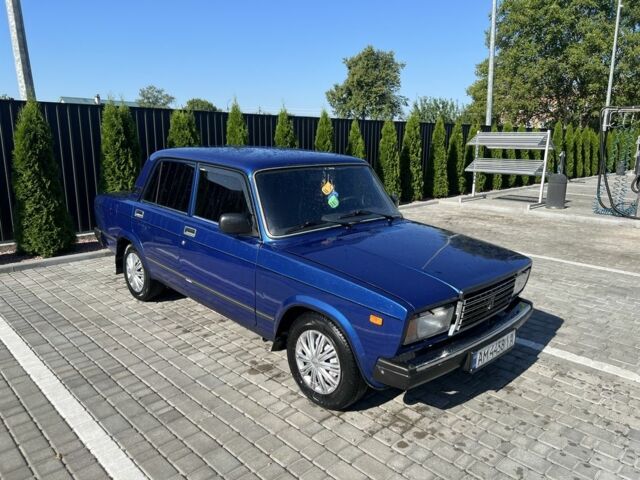 Синий ВАЗ 2107, объемом двигателя 1.5 л и пробегом 3 тыс. км за 1350 $, фото 2 на Automoto.ua