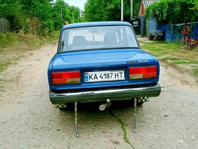 Синій ВАЗ 2107, об'ємом двигуна 1.5 л та пробігом 0 тис. км за 1450 $, фото 1 на Automoto.ua