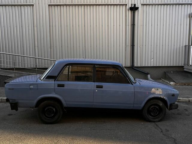 ВАЗ 2107 2006 в Черкассах на Automoto.ua Синий ВАЗ 2107, объемом двигателя 1.5 л и пробегом 3 тыс. км за 600 $, фото 5 на Automoto.ua