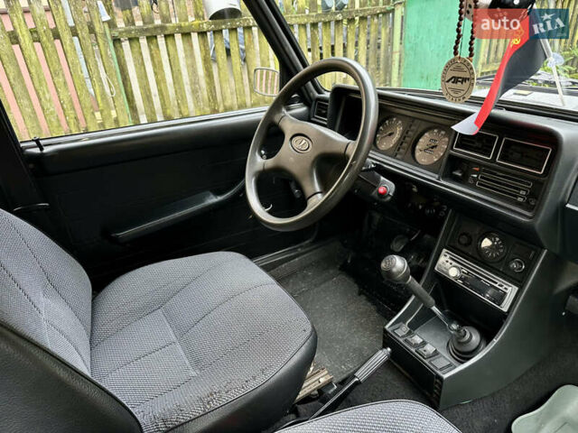 Синий ВАЗ 2107, объемом двигателя 1.5 л и пробегом 75 тыс. км за 1500 $, фото 11 на Automoto.ua