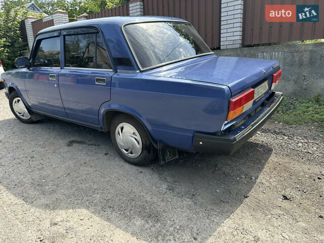 Синій ВАЗ 2107, об'ємом двигуна 1.6 л та пробігом 62 тис. км за 2800 $, фото 3 на Automoto.ua