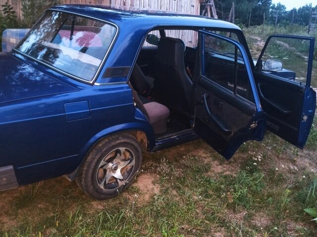 Синій ВАЗ 2107, об'ємом двигуна 1.4 л та пробігом 120 тис. км за 1064 $, фото 2 на Automoto.ua