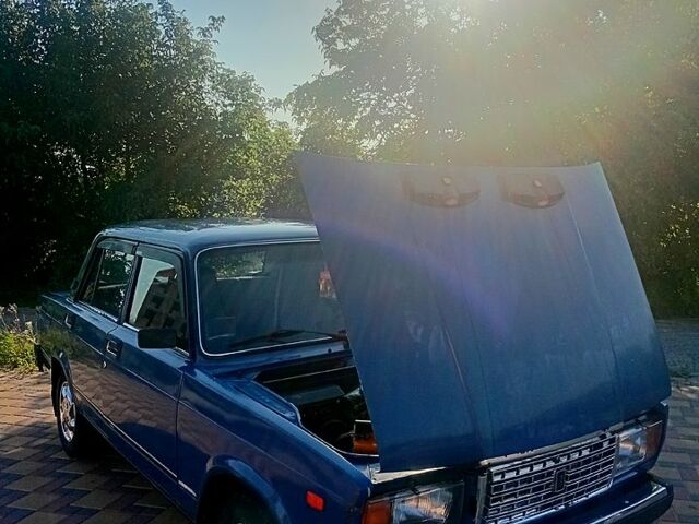 Синий ВАЗ 2107, объемом двигателя 1.5 л и пробегом 62 тыс. км за 2000 $, фото 1 на Automoto.ua