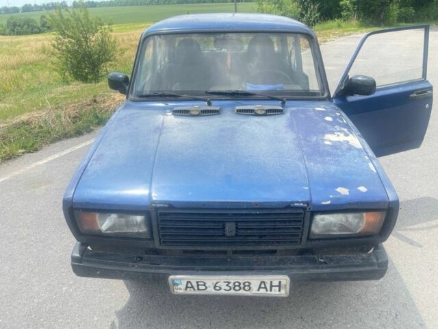 Синий ВАЗ 2107, объемом двигателя 1.5 л и пробегом 100 тыс. км за 596 $, фото 1 на Automoto.ua