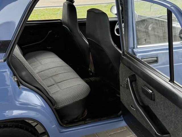 Синий ВАЗ 2107, объемом двигателя 1.5 л и пробегом 56 тыс. км за 1500 $, фото 6 на Automoto.ua