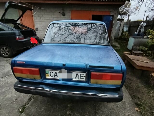 Синий ВАЗ 2107, объемом двигателя 1.5 л и пробегом 90 тыс. км за 1100 $, фото 6 на Automoto.ua