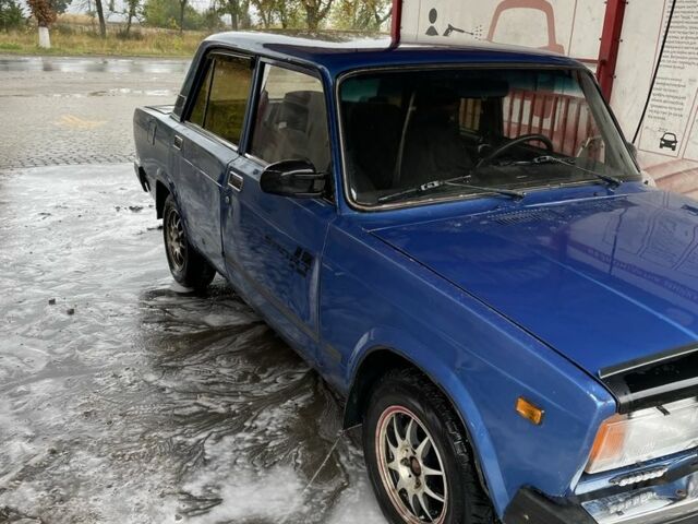 Синий ВАЗ 2107, объемом двигателя 1.6 л и пробегом 60 тыс. км за 1000 $, фото 3 на Automoto.ua