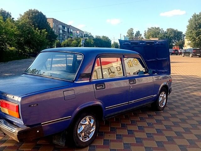 Синий ВАЗ 2107, объемом двигателя 1.5 л и пробегом 62 тыс. км за 2000 $, фото 2 на Automoto.ua
