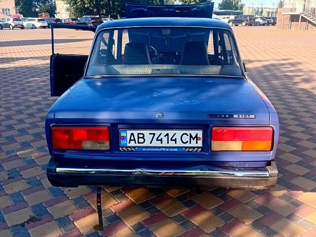 Синий ВАЗ 2107, объемом двигателя 1.5 л и пробегом 62 тыс. км за 2000 $, фото 3 на Automoto.ua