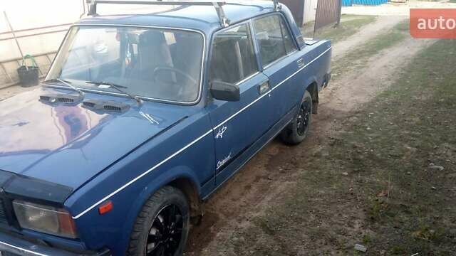 Синій ВАЗ 2107, об'ємом двигуна 1.45 л та пробігом 112 тис. км за 1150 $, фото 2 на Automoto.ua