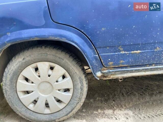 Синий ВАЗ 2107, объемом двигателя 1.45 л и пробегом 240 тыс. км за 709 $, фото 4 на Automoto.ua