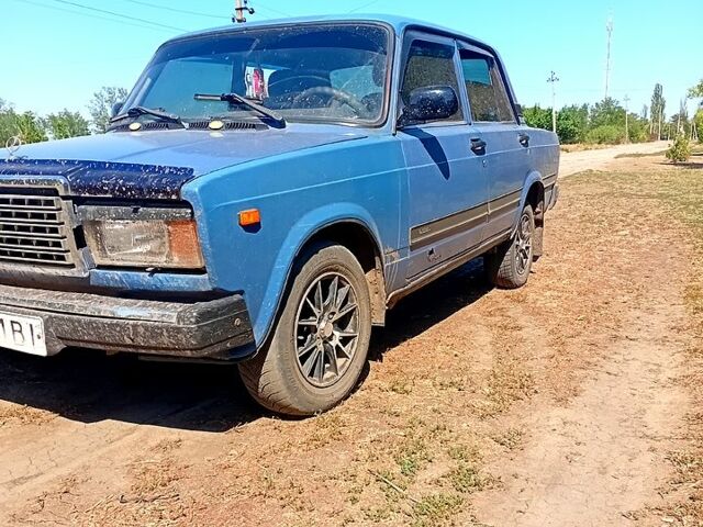 Синий ВАЗ 2107, объемом двигателя 1.5 л и пробегом 135 тыс. км за 1000 $, фото 2 на Automoto.ua