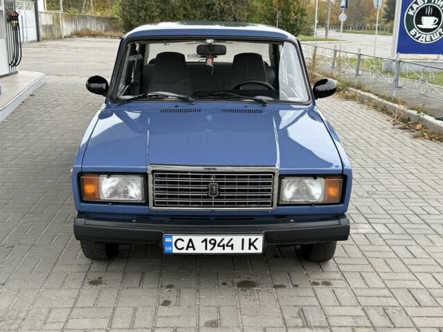 Синий ВАЗ 2107, объемом двигателя 1.5 л и пробегом 56 тыс. км за 1500 $, фото 1 на Automoto.ua