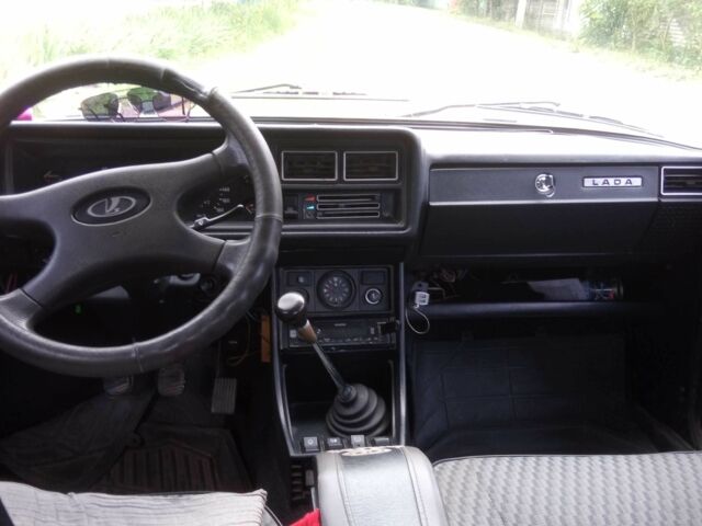 Синий ВАЗ 2107, объемом двигателя 1.5 л и пробегом 87 тыс. км за 800 $, фото 3 на Automoto.ua