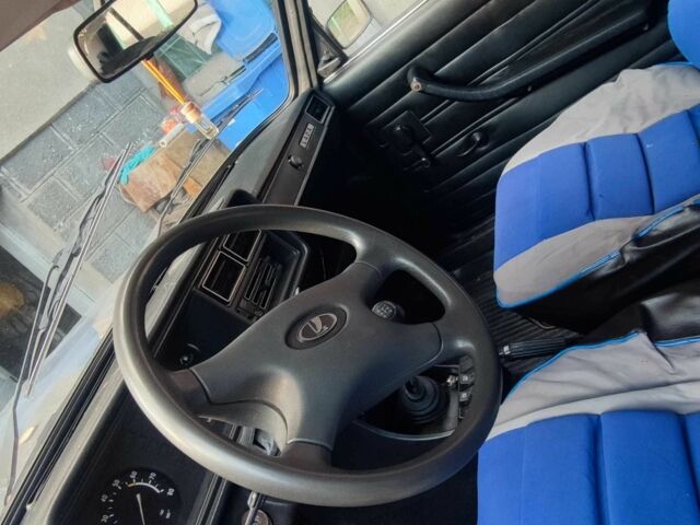 Синий ВАЗ 2107, объемом двигателя 1.7 л и пробегом 76 тыс. км за 1700 $, фото 6 на Automoto.ua